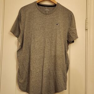 Hollister Men's Gray T-Shirt